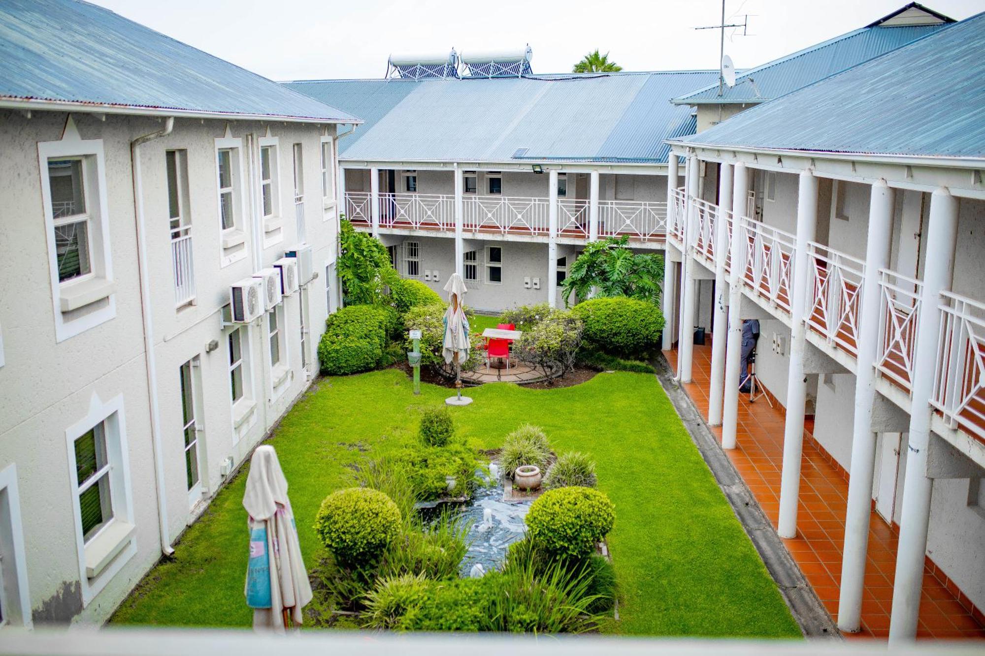 Vetho 2 Apartments Or Tambo Airport Kempton Park Ngoại thất bức ảnh