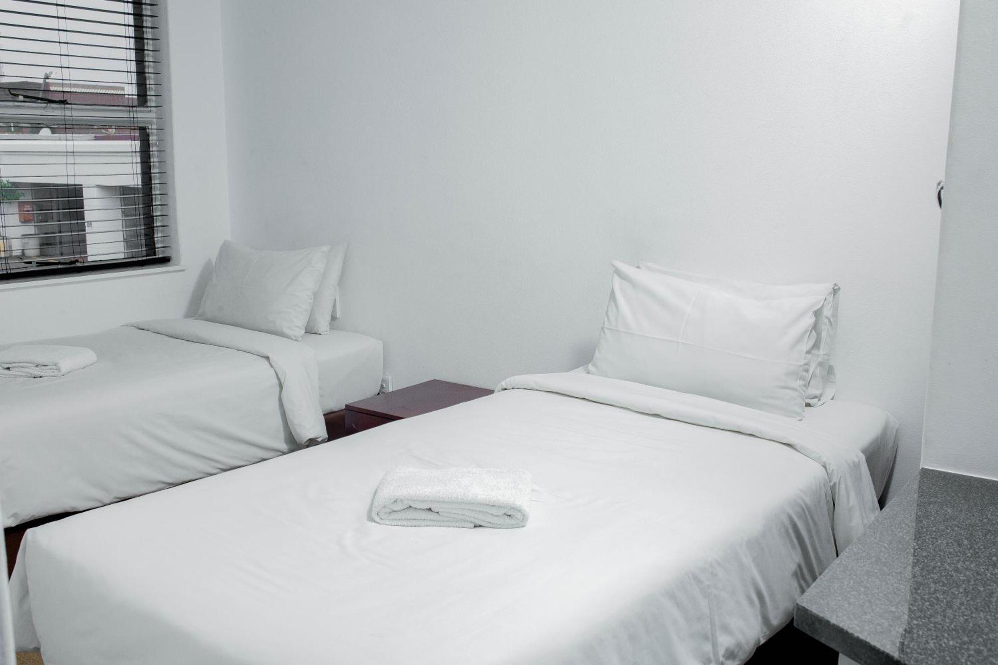 Vetho 2 Apartments Or Tambo Airport Kempton Park Ngoại thất bức ảnh