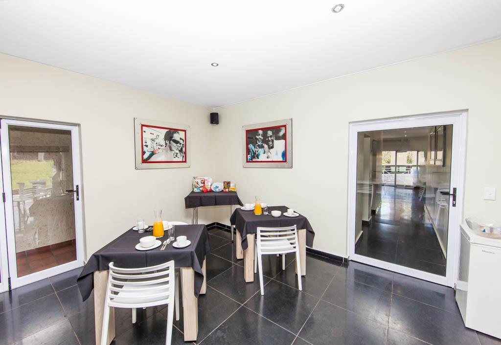 Vetho 2 Apartments Or Tambo Airport Kempton Park Ngoại thất bức ảnh
