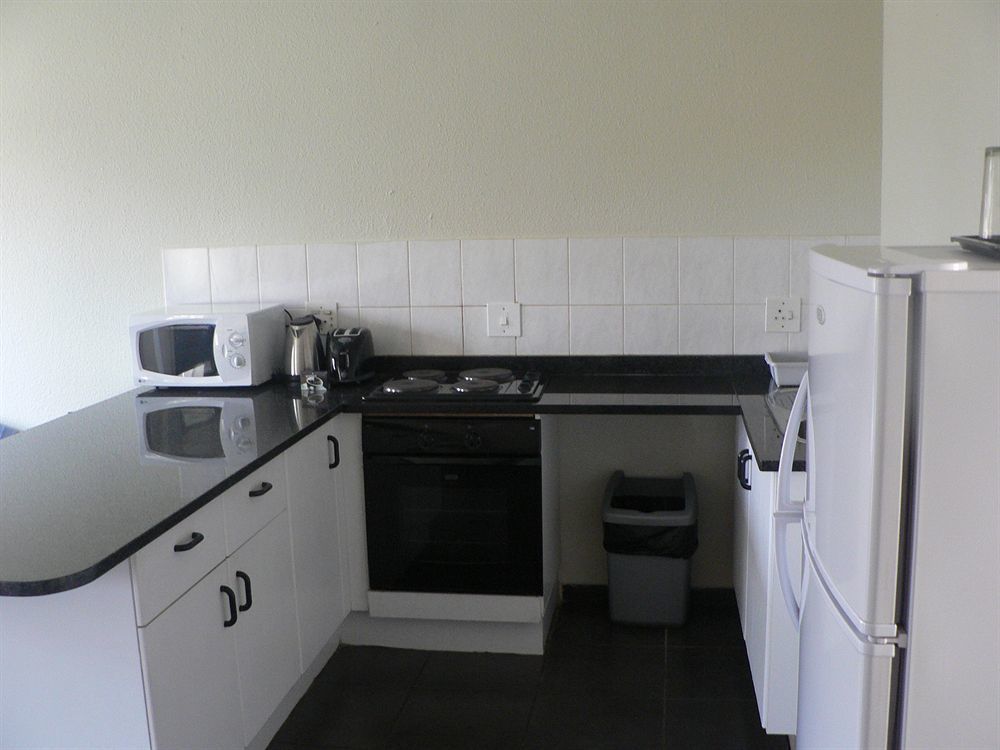 Vetho 2 Apartments Or Tambo Airport Kempton Park Ngoại thất bức ảnh